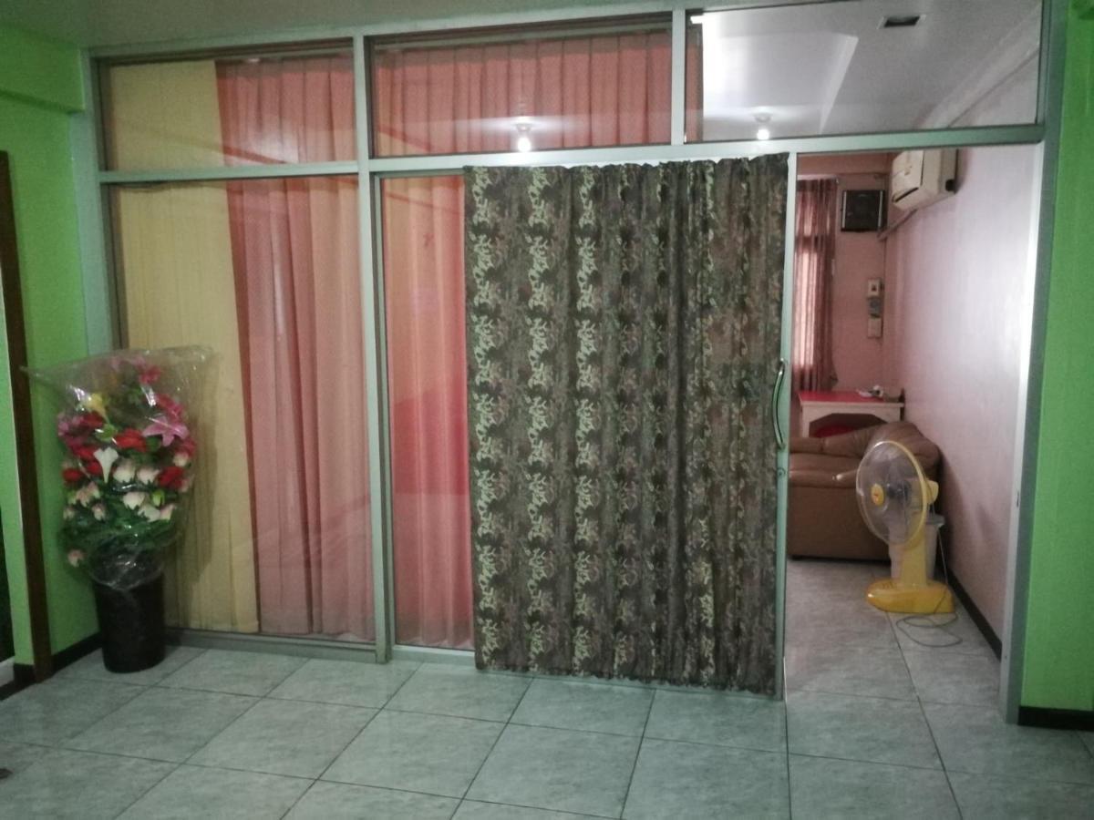 Studio di 20 m² in Appartamento con 0 bagno privato in zona Centro commerciale Khon Kaen Esterno foto